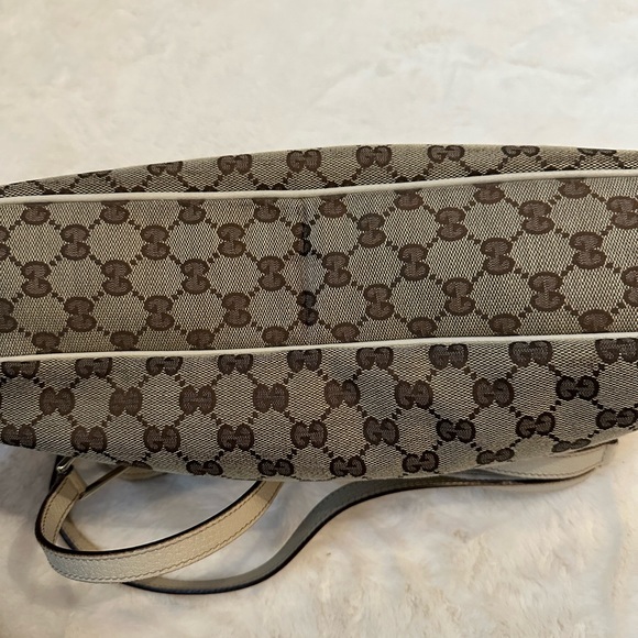 Gucci shoulder bag - Picture 7 of 15